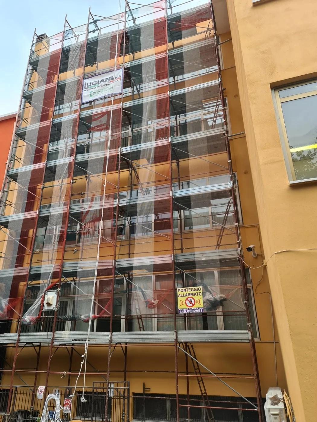 Rifacimento facciate a Roma