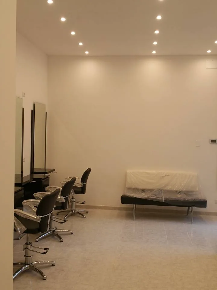 Interno ristrutturato con illuminazione led a Roma